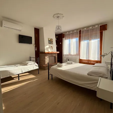 Garzola Bed & Breakfast *